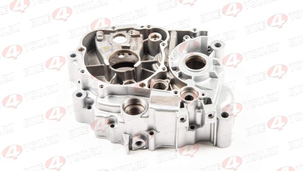 Картер левый 167FMM (CG250)